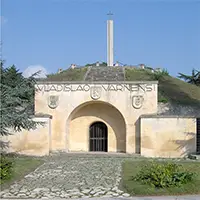 Мавзолей на Владислав Варненчик