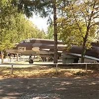 Мемориален „СУ-22“ пред Клуба на летците