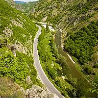 Момина клисура