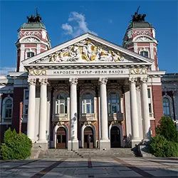 Народен театър „Иван Вазов“