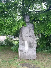 Паметник на Димитър Пешев