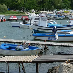 Пристанище Бяла