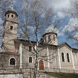 Храм „Успение Богородично“