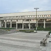 градата на регионалната библиотека „Михалаки Георгиев“