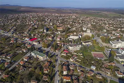 Град Долни чифлик