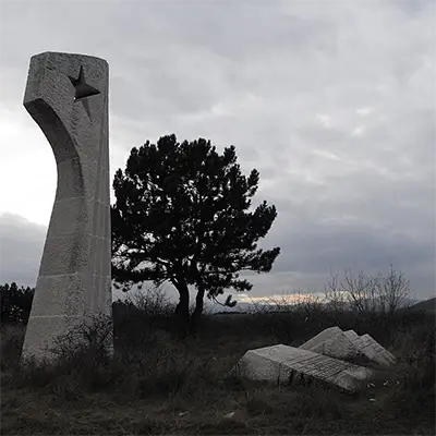 Мемориал на загиналите съветски пилоти