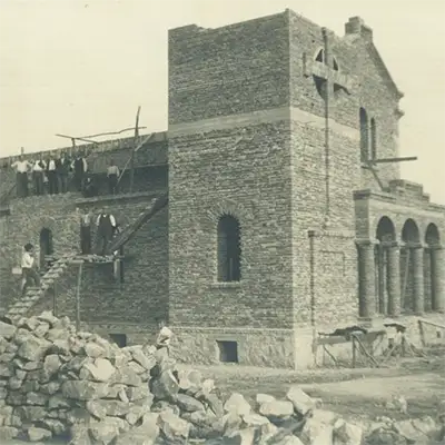 Строежът на църквата в Дългопол, 1933 г.