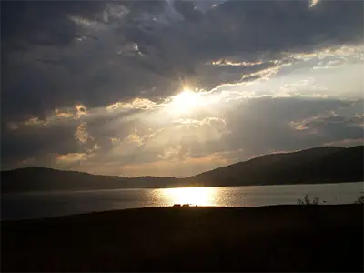 Залез над язовир Батак