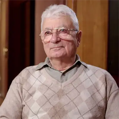 Юрий Оганесян