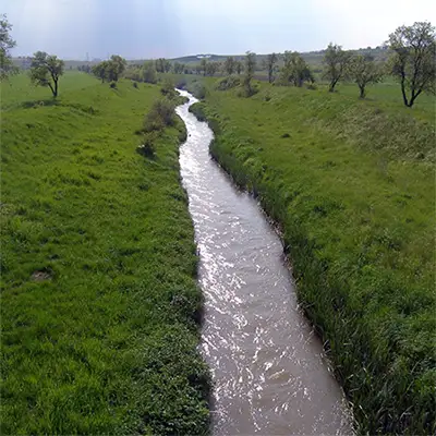 Крива река