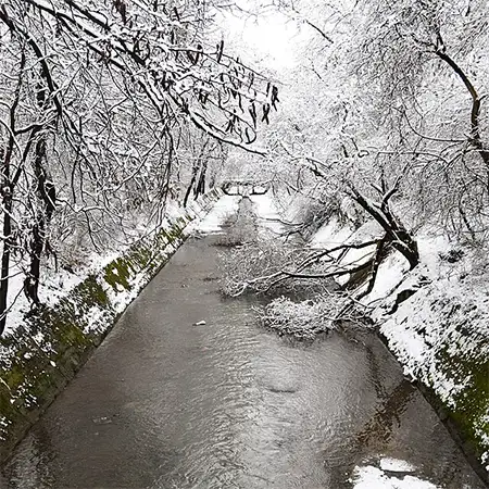 Перловска река
