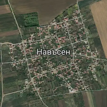 Навъсен